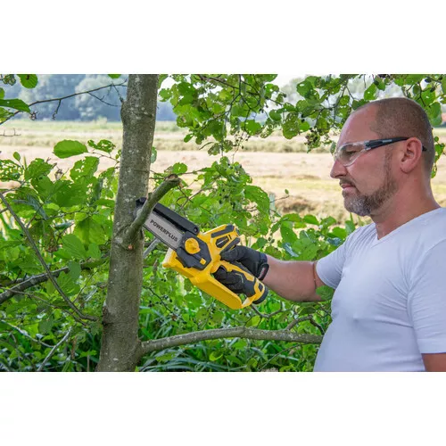 AKU jednoruční řetězová pila 12V LI-ION 100mm 2bat Powerplus POWXG1045