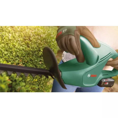 Akumulátorové nůžky na živé ploty EasyHedgeCut 18-45 BOSCH 0600849H03