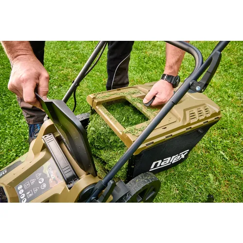 Akumulátorová sekačka na trávu CAMOUFLAGE NAREX CST 430