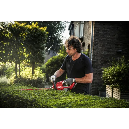 Nůžky na živý plot „BL“ Aku 45 cm SKIL 0438CA