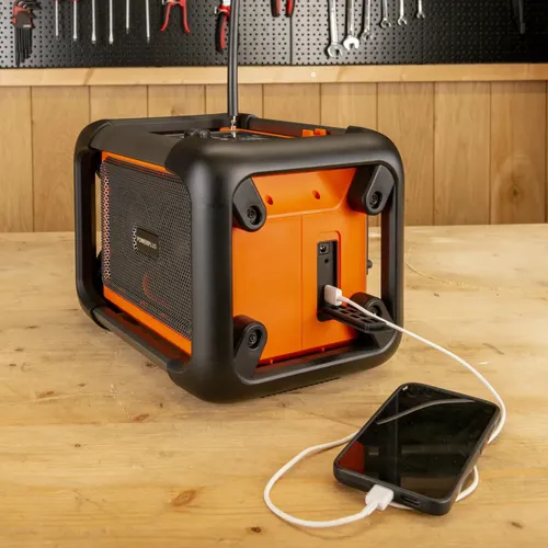 Aku stavební rádio 20V  plus  220V (bez AKU) Powerplus POWDP8061