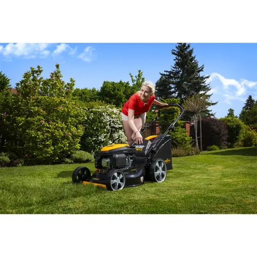Riwall PRO RPM 5155 PRO multifunkční travní sekačka 4 v 1 s benzinovým motorem a pojezdem