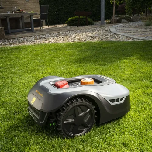 Riwall PRO RRM 650 APP robotická akumulátorová sekačka 600 m2 s možností ovládání přes WiFi nebo Bluetooth