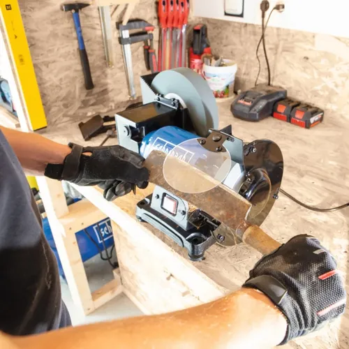 Scheppach BG 200 W bruska na suché i mokré broušení