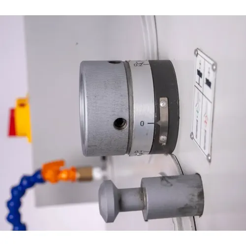 Proma M-1840UF/400 - Průmyslová vrtačka s úhlovým stolem a frekvenčním měničem