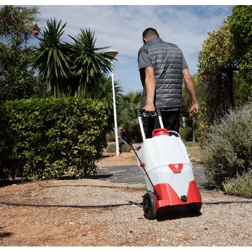 Pojízdný akumulátorový postřikovač Pulmic Pegasus 35