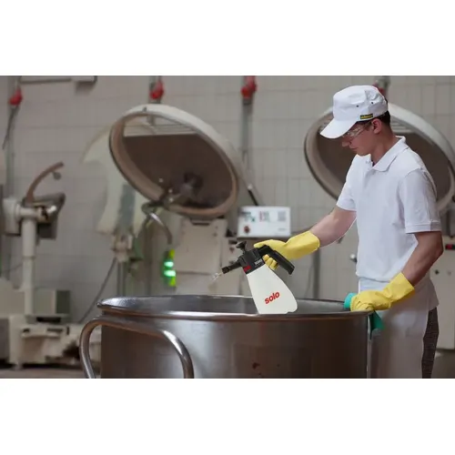 Ruční postřikovač SOLO 303 HD Cleanline