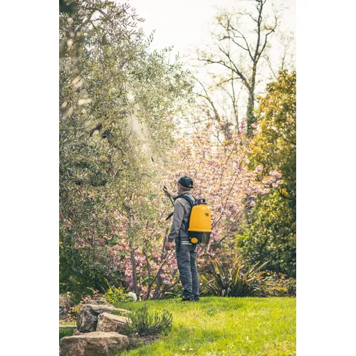 Zádový akumulátorový postřikovač VOLPI V. Black VITA 16