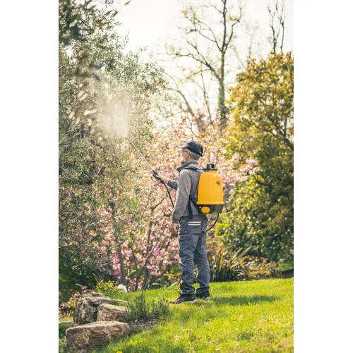 Zádový akumulátorový postřikovač VOLPI V. Black VITA 12