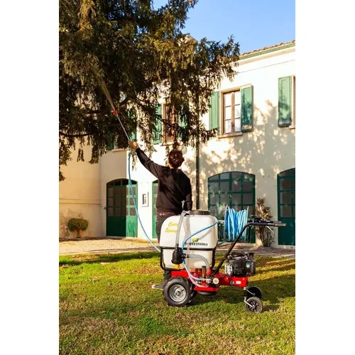 Pojízdný motorový vysokotlaký postřikovač Gardim Sprayer s vlastním pohonem