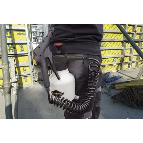 Ruční postřikovač MESTO 3132GT včetně 2,5 m spirálové hadice