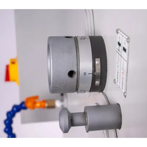 Proma M-1840UF/400 - Průmyslová vrtačka s úhlovým stolem a frekvenčním měničem