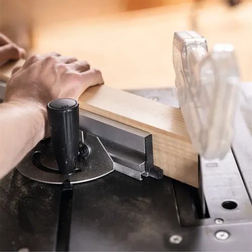 Scheppach HS 210 stolová pila