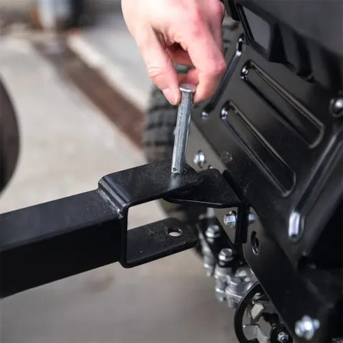 Scheppach TMR 452-98H-SD travní traktor 98 cm s bočním výhozem a hydrostatickou převodovkou