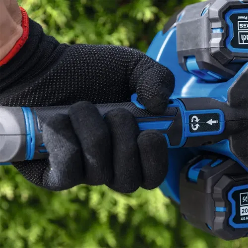 Scheppach BC-HT720-X 2x20 V IXES aku plotostřih (bez baterie a nabíječky)