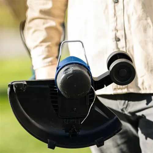 Scheppach C-LT300-X-SET S 20 V IXES aku vyžínač + 2Ah baterie + nabíječka 2,4 A