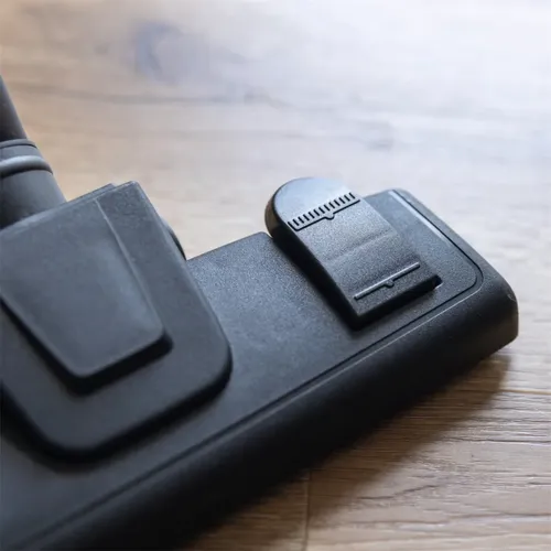 Scheppach C-HVC150-X-SET S 20 V IXES aku ruční/podlahový vysavač + 2Ah baterie + nabíječka 2,4 A