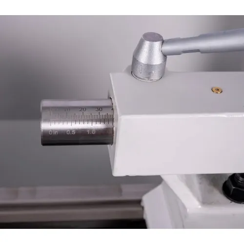 Proma SK-550 - Soustruh na kov